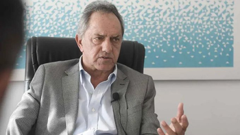 Ladrones intentaron entrar en la casa de Scioli con armas y máscaras de payasos Ladrones intentaron entrar en la casa de Scioli con armas y máscaras de payasos