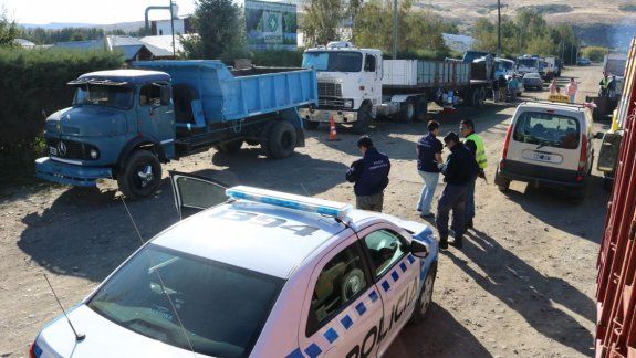 Camioneros llevarían el reclamo desde Corfone a la Ruta 40