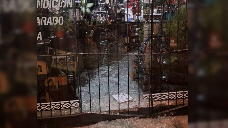 Robos en el bajo: primero fueron por los cuchillos y después, por un costillar de asado