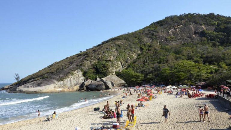 Las playas menos concurridas de Rio de Janeiro. Divulgación Embratur y Riotur.