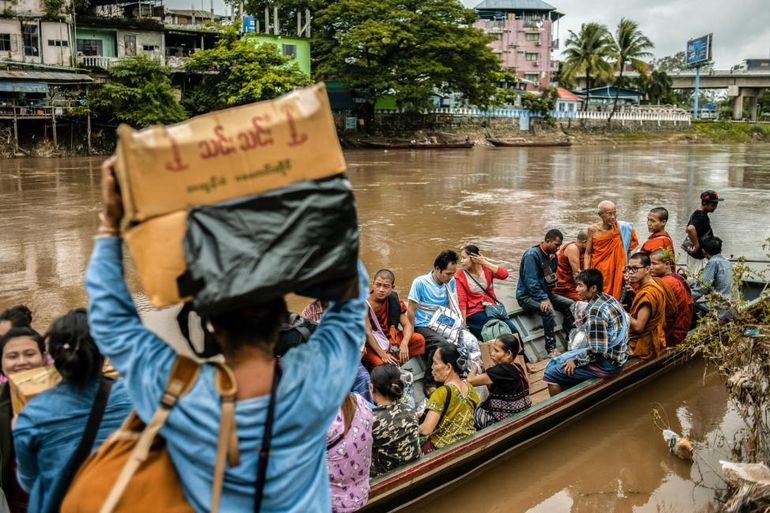 Miles de migrantes son víctimas de los traficantes en el sur de Asia. Miles de migrantes son víctimas de los traficantes en el sur de Asia.