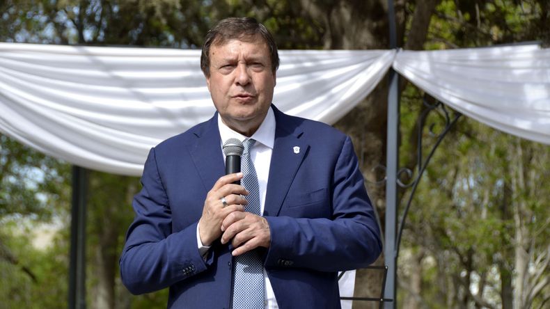 El gobernador, Alberto Weretilneck reclamó consolidar un federalismo real entre las provincias y el Gobierno Nacional. | LM Neuquen El gobernador, Alberto Weretilneck reclamó consolidar un federalismo real entre las provincias y el Gobierno Nacional.