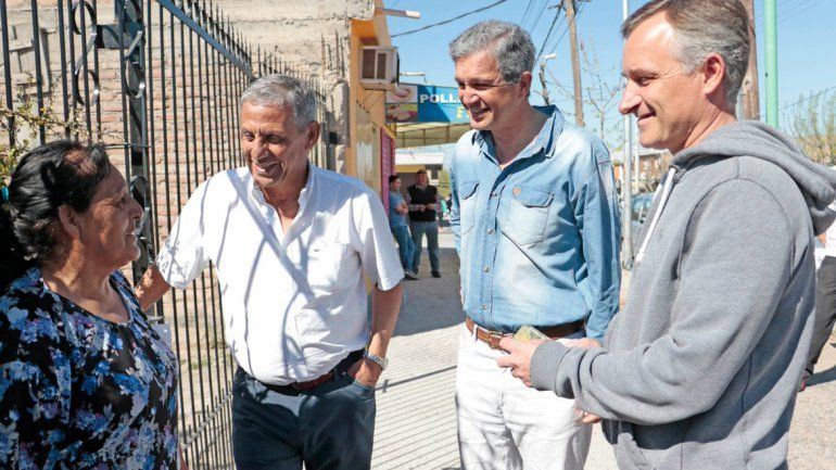 Los candidatos de Cambiemos hicieron un nuevo timbreo en el oeste