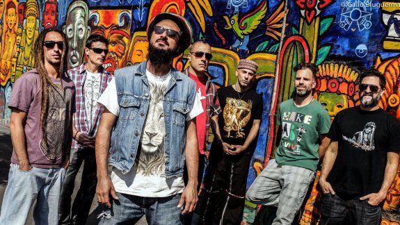 Néstor Ramljak y su banda.