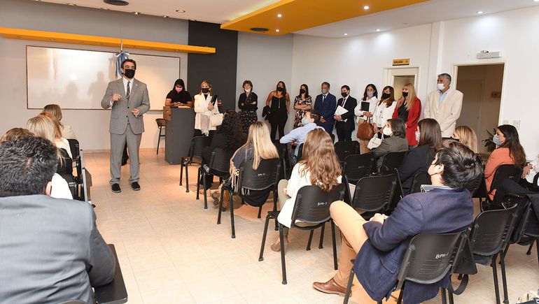 El Colegio de Escribanos de Neuquén, tuvo su primer Concurso de Antecedentes y Oposición para cubrir Registros Notariales