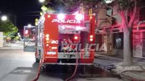 Dos dotaciones de bomberos trabajaron en el lugar. Dos dotaciones de bomberos trabajaron en el lugar.