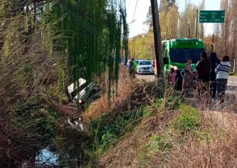 El desafortunado accidente se registró en un desagüe de General Roca.