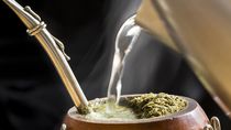 Por qué recomiendan mezclar yerba mate con té verde: estos son los beneficios Por qué recomiendan mezclar yerba mate con té verde: estos son los beneficios