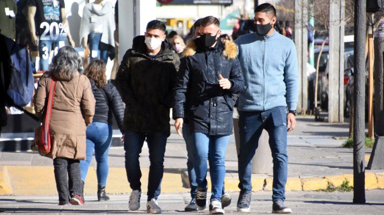 Día Mundial del Peatón: ¿Se respeta el paso peatonal en Neuquén?