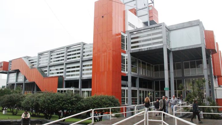 La muerte en el Hospital Durand encendió las alarmas sobre la falta de recursos humanos y técnicos del nosocomio. La muerte en el Hospital Durand encendió las alarmas sobre la falta de recursos humanos y técnicos del nosocomio.