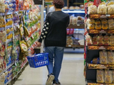 El gobierno evalúa ampliar las importaciones a otros rubros.