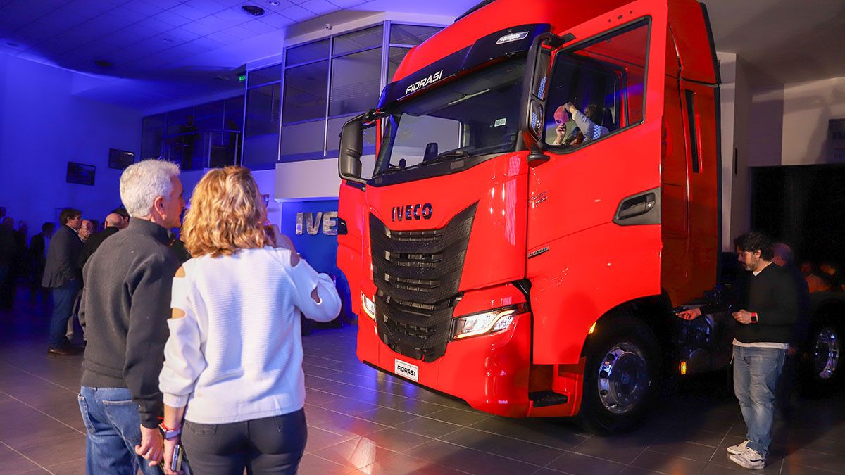 Un antes y un después en el transporte pesado: Fiorasi presentó en Neuquén el nuevo IVECO S-WAY
