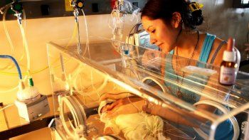 por ano, nacen mas de 7.500 bebes prematuros en argentina por ano, nacen mas de 7.500 bebes prematuros en argentina