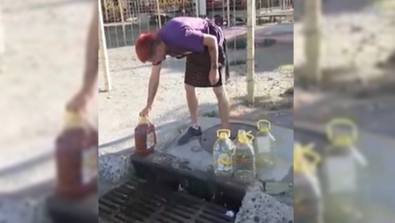 Habló la dueña del carrito que tiró aceite: Fue un error del empleado