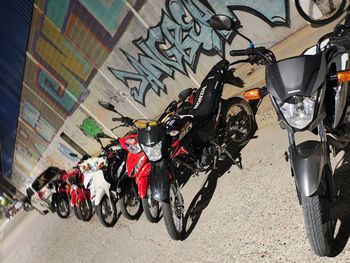 La policía y la Municipalidad realizó diversos operativos en la ciudad.&nbsp;