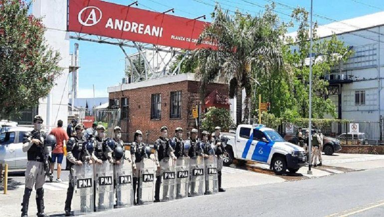 Operativo de seguridad para la vacuna rusa Sputnik V.