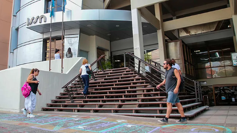 Actualizan el valor de los coseguros del ISSN: en cuánto quedó | LM Neuquen Actualizan el valor de los coseguros del ISSN: en cuánto quedó