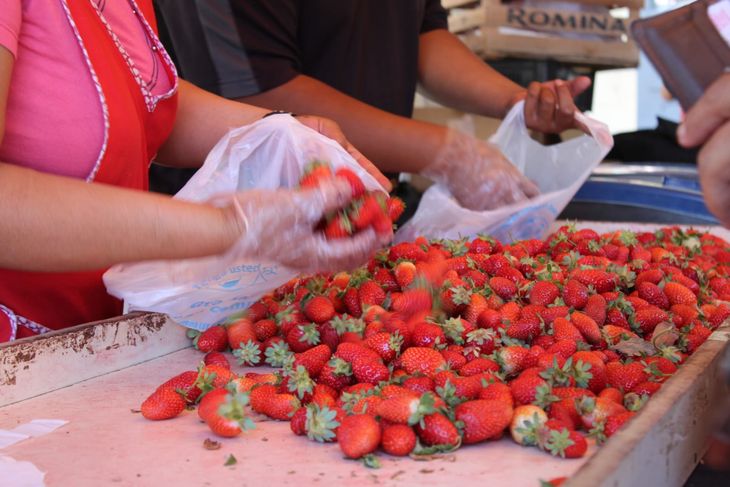 Las frutas finas se venden a precios promocionales. Foto: Jaqui Herrera Las frutas finas se venden a precios promocionales. Foto: Jaqui Herrera