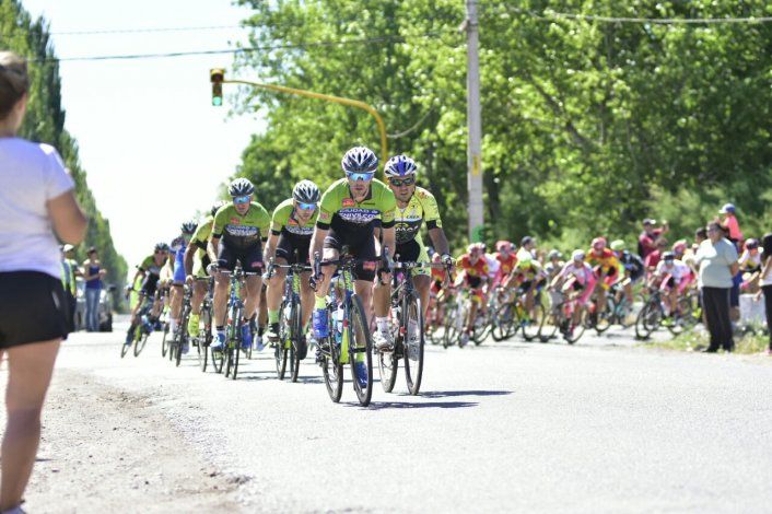 Fernando Antogna se quedó con la Vuelta al Valle