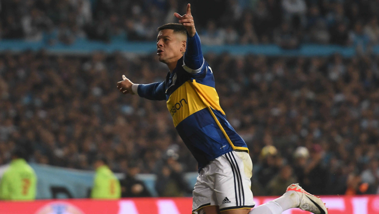 Boca pasó a semis con las atajadas de Chiquito Romero y el gol de Rojo. Fotos: Télam 