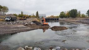 Ante la emergencia hídrica en Neuquén, el EPAS emprendieron acciones estratégicas para garantizar agua potable. | LM Neuquen Ante la emergencia hídrica en Neuquén, el EPAS emprendieron acciones estratégicas para garantizar agua potable.