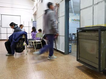 tomaron una escuela por perdidas de gas: denuncian que estudiantes se descompusieron en clase tomaron una escuela por perdidas de gas: denuncian que estudiantes se descompusieron en clase