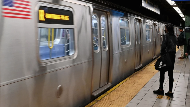 Terror: un hombre mató a otro de un tiro en pleno viaje de subte