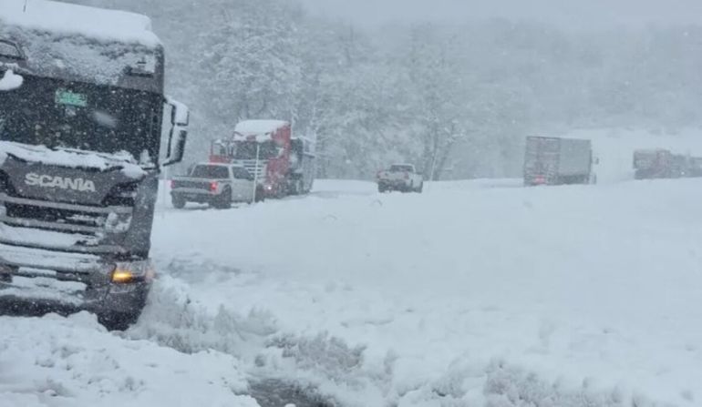 La nieve pone bajo alerta a varias zonas: dónde puede acumularse más y qué hacer ante las nevadas. La nieve pone bajo alerta a varias zonas: dónde puede acumularse más y qué hacer ante las nevadas.