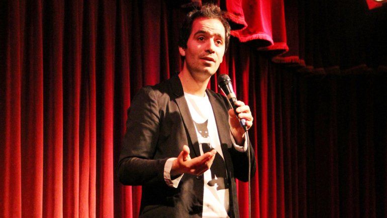 Voy a hacer dos pilotos para televisión. En uno estoy involucrado desde el guión y en el otro voy a estar delante de cámara