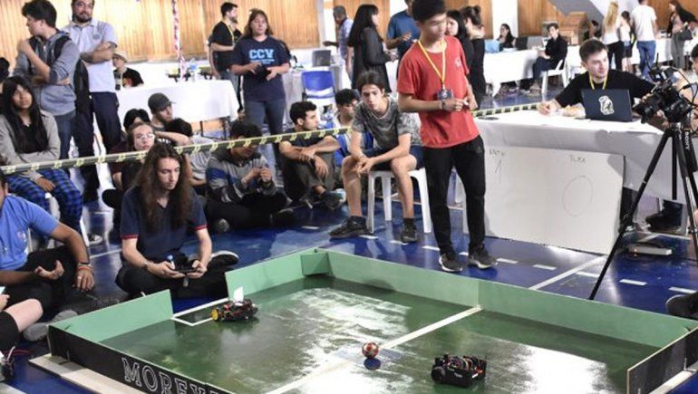 Gran convocatoria en el Primer Encuentro de Robótica del Alto Valle