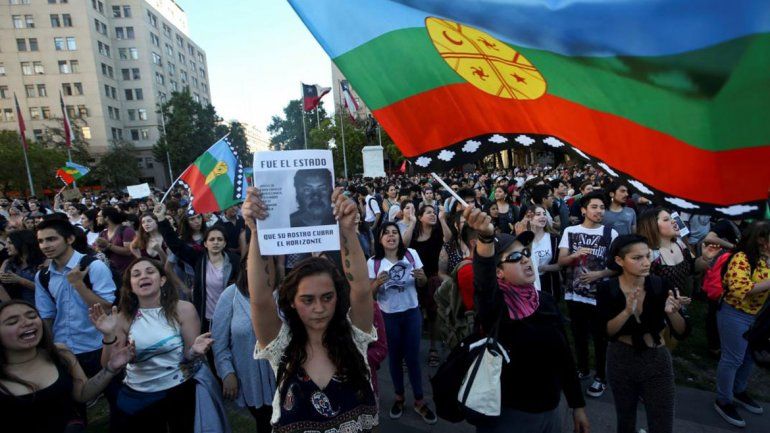 Por el homicidio de un mapuche, renunció un gobernador en Chile