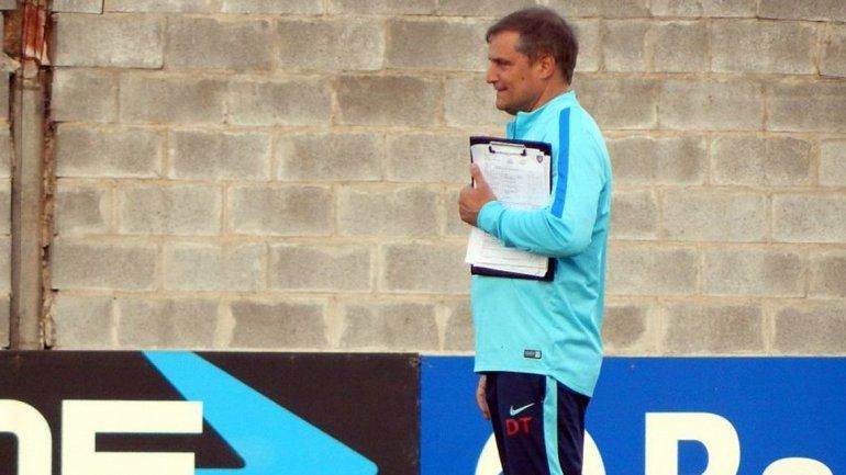 Aguirre realizó cambios en el equipo de cara a una semana agitada.