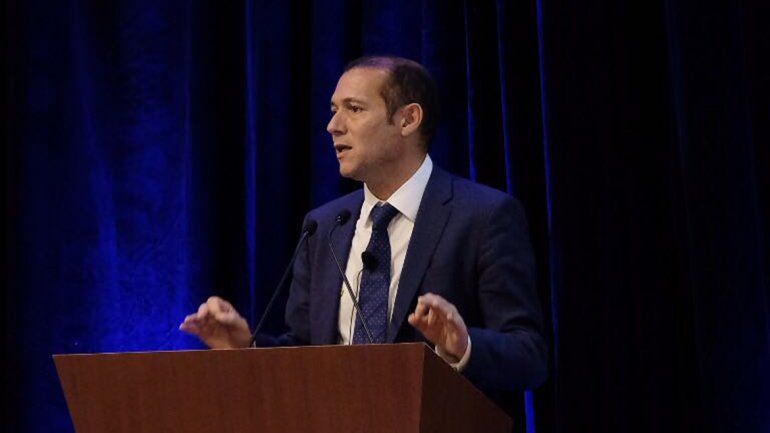 El gobernador expuso sobre Vaca Muerta en Houston.