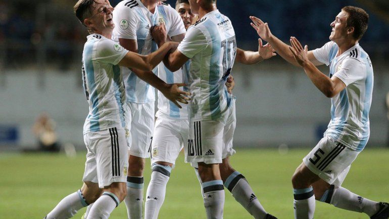 Argentina goleó a Venezuela y se acerca al Mundial Sub 20