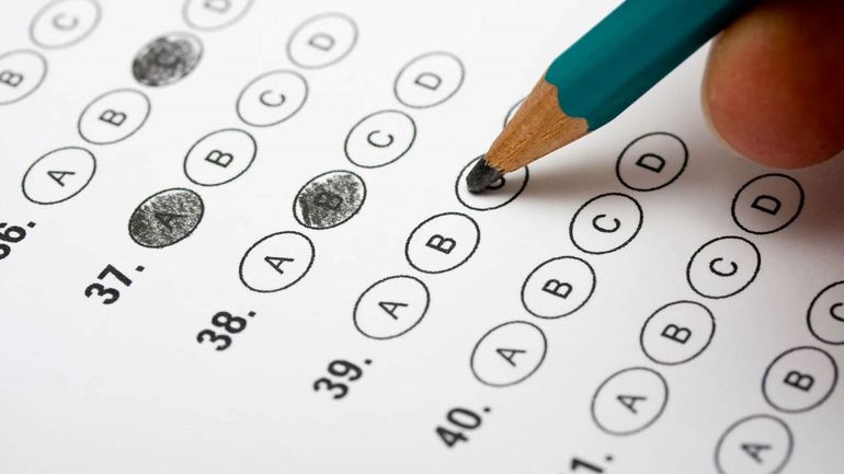 El postulante al puesto laboral no superó el test psicológico y se enfureció con la jefa de personal.&nbsp;