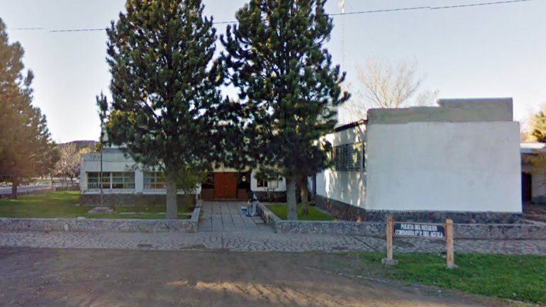 Policías de Piedra del Águila intervinieron en el fatal siniestro.