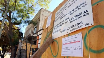 dramatico video: su casa se esta derrumbando por culpa de la construccion lindante dramatico video: su casa se esta derrumbando por culpa de la construccion lindante