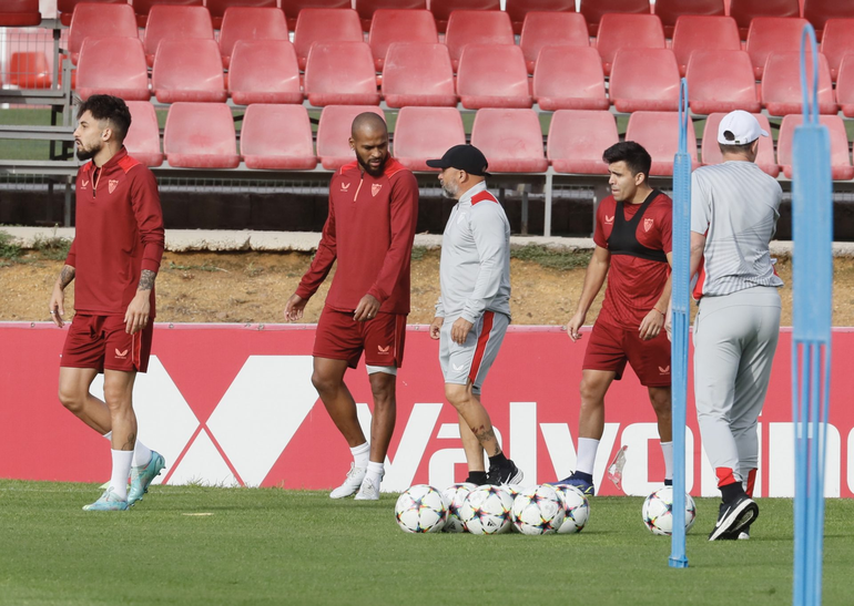 La lesión crónica que le quita continuidad al Huevo Acuña de cara al Mundial