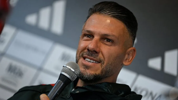 Martín Demichelis podría sumar otro jugador de jerarquía en River. Martín Demichelis podría sumar otro jugador de jerarquía en River.