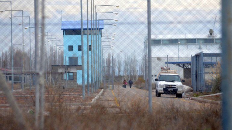 En la cárcel de Senillosa realizan tareas para acondicionar un sector.