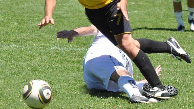 El encontronazo en la cancha tuvo repercusiones afuera.