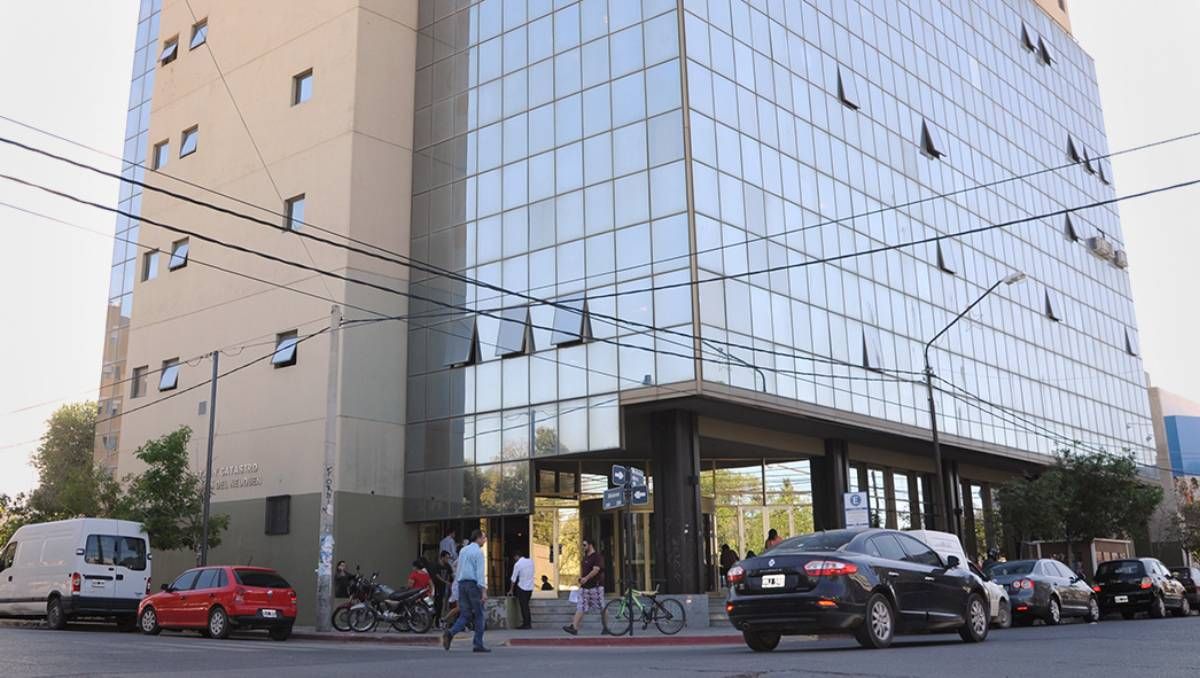 El Poder Ejecutivo convocó a los gremios a una reunión informativa