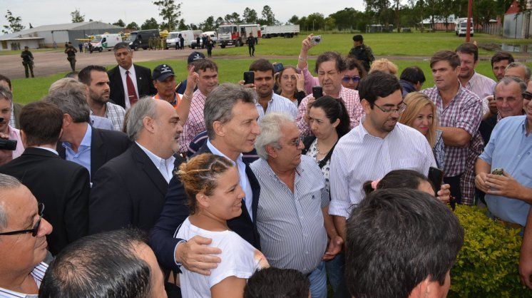 Macri prometió poner de pie al Valle de Río Negro