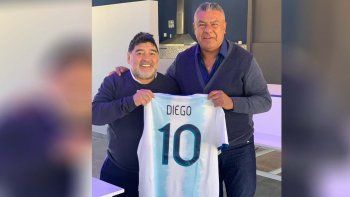 ¡de diez! maradona se reconcilio con el chiqui tapia y la afa ¡de diez! maradona se reconcilio con el chiqui tapia y la afa