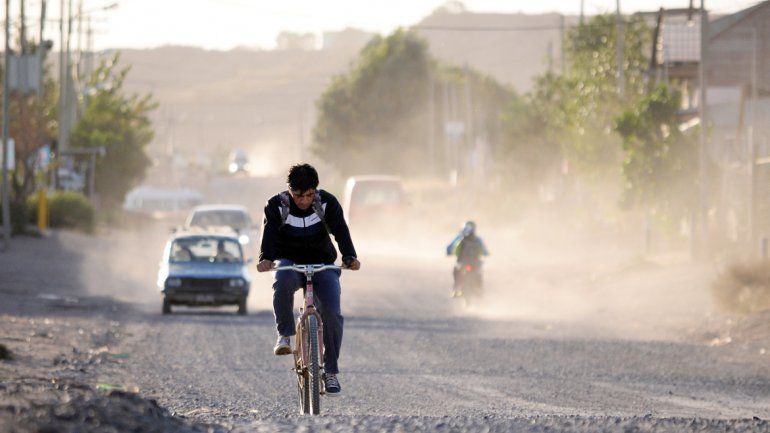 En algunos barrios neuquinos la tierra se sintió fuerte. Por las dudas
