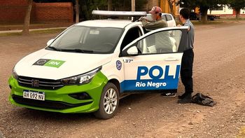 El hombre de 31 años fue imputado por robar cerezas en una plantación de Chimpay. | LM Neuquen El hombre de 31 años fue imputado por robar cerezas en una plantación de Chimpay.