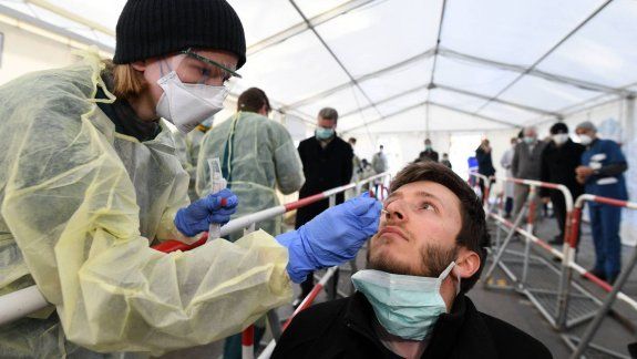 La contagiosa cepa india se mete fuerte en Europa