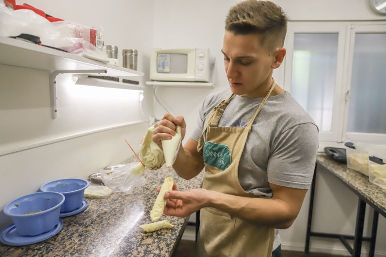 Delicias italianas: la pastelería neuquina que se salva gracias a sus clientes