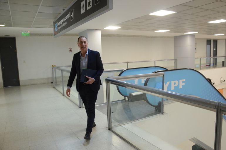 El ministro Santilli habló con LM Neuquén antes de regresar a Buenos Aires