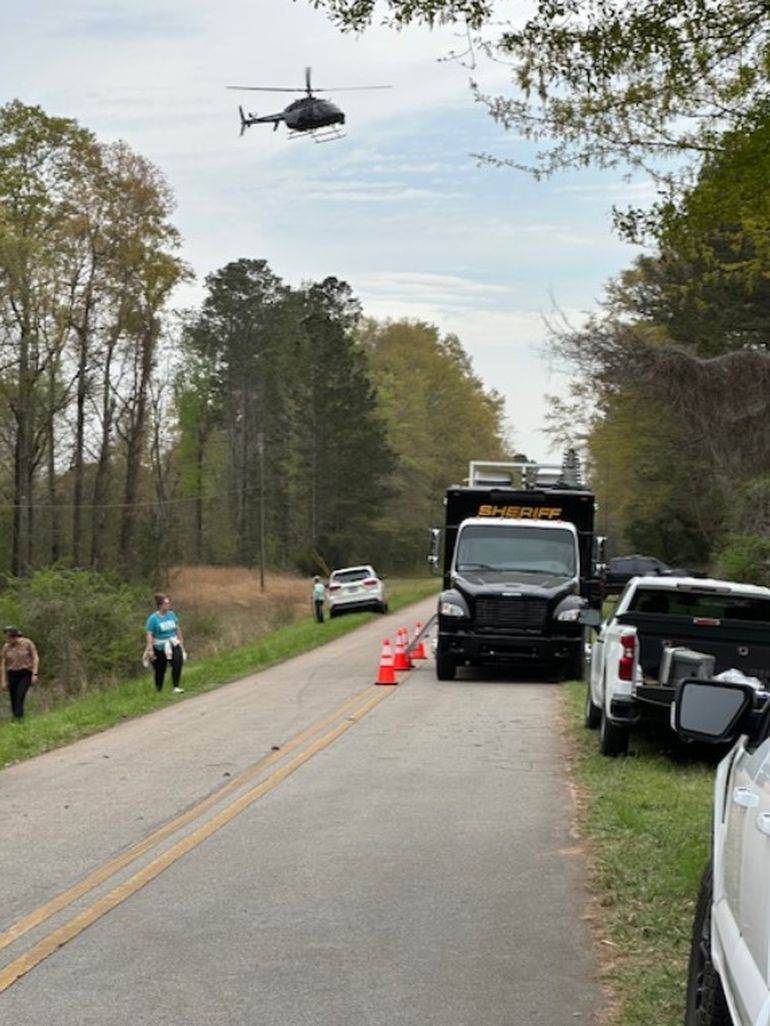 La mujer fue encontrada en un pozo luego del accidente sufrido en una zona boscosa, en las afueras de Atlanta. La mujer fue encontrada en un pozo luego del accidente sufrido en una zona boscosa, en las afueras de Atlanta.